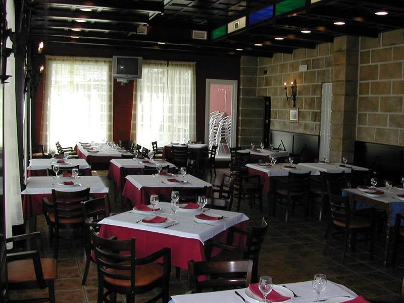 Hotel Las Acacias Puente Genil Exterior photo
